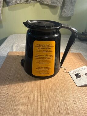 Keurig Black Insulated Coffee Carafe with Pour Spout